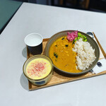 Soup Stock Tokyo - カシューナッツのホッダ
                      とうもろこしとさつま芋の冷たいスープ