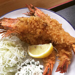 漁 - 巨大な有頭エビフライ