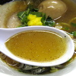 神明 - 煮干しが主張された和風スープ