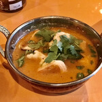 ラープと琥珀と時々煙り - ビスク・ド・トムヤムクン