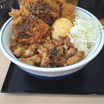 かつや - 鶏ガパオダブルチキンカツ丼