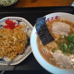 佐賀ラーメン 喰道楽 - 