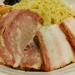 櫻井中華そば店 - 吊るし焼きチャーシューアップ