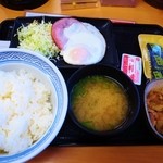 Yoshinoya - ハムエッグ牛小鉢定食大盛