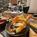 天ぷらと海鮮 ニューツルマツ - 海老だらけ塩天丼鬼イクラがけ