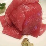 亀喜寿司 - 鮪漬け (メバチ鮪 ８０㎏級 尾に近いヴイ はがし)