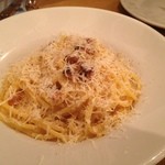 オステリア　コマチーナ - カルボナーラ