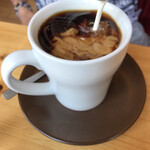 コメダ珈琲店 - ホットコーヒーたっぷりサイズ＋￥100で、1.5倍に