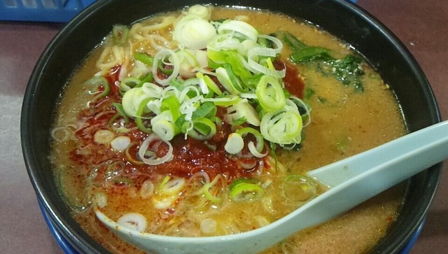 韓国ラーメン明洞>