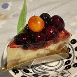 パティスリーヨシノリアサミ - アメリカンチェリーのタルト