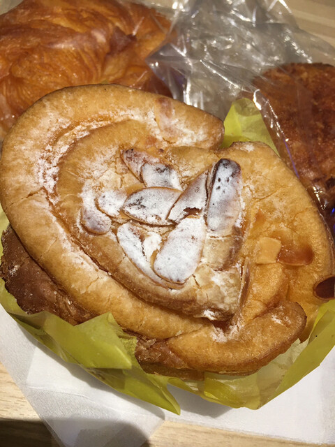 グレンドール アミュプラザ鹿児島店 鹿児島中央 パン 食べログ