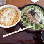 山田うどん - かき揚げ丼セット 680円