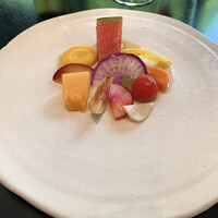 ラ・ボンヌターブル - 