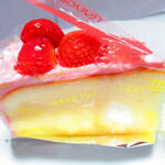 柳月 - ストロベリーチーズケーキ　２９０円（税込）【２０２１年６月】
