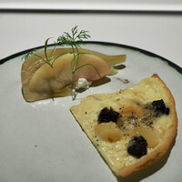 ラ ペ - フヌイユ、リコッタチーズ、タルトフランベ