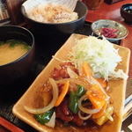 やきとり平助 関内店 - 鶏と野菜の黒酢あん定食¥450