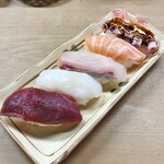 Hanabusa Zushi - 寿司うどんセット550円