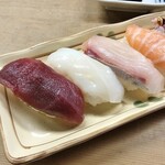 Hanabusa Zushi - 寿司うどんセット550円