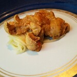 蒼 - 「由良赤ウニ、青森北紫ウニの冷製フェデリーニ」やはり雲丹では由良が好き。それも希少な一番雲丹との事。このお料理は蛤出汁を纏ったパスタの美味しさも格別で、３倍は欲しくなる。