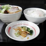 Kouraku En - 朝定食B(玉子かけご飯、おひたし、ハーフ野菜ラーメン塩味) 500円