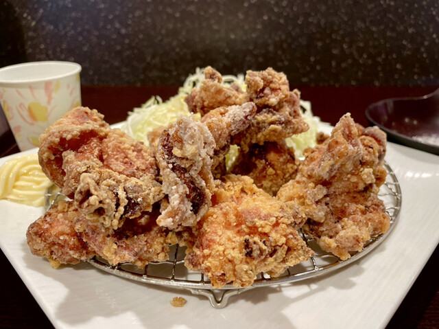 鉄板に乗ったチキンステーキ By ニコ ニコルソン とり専門店 鳥さく イオンモール大阪ドームシティ店 ドーム前 からあげ 食べログ
