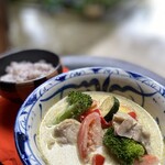 砂丘の家 レイガーデンカフェ - 期間限定メニューのグリーンカレーです