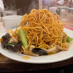 南海飯店 - かたい焼ソバの麺