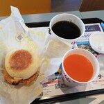 マクドナルド - チキンクリスプマフィンコンビ 200円、コーヒーM 150円