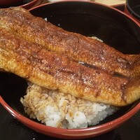 福乃城 - 肉厚も有って立派な鰻君でしょう(笑)