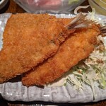 鮮魚釜飯 ヒカリ屋 - アジフライ