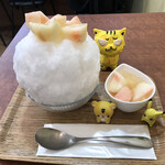 がるる氷 - 桃氷　1,500円（税込）