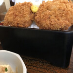 せせらぎ - 結構ご飯が入るお重