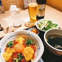 牛刺しと焼肉 仔虎 クリスロード店 - 