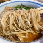 駄目な隣人 - PLUS（味玉ラーメン）の麺