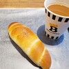 Bakery Factory - 藻塩パン110円。コーヒー&紅茶はフリー♪242円。