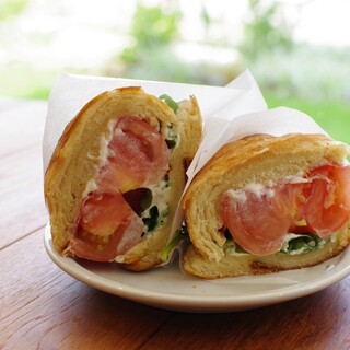 ZEBRA Coffee&Croissant_0