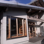 銀亭 - パン屋さんの外観