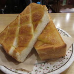 Ikariya Kohi Ten - 厚切りバタートースト