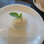 Cafe赤居文庫 - レアチーズケーキ