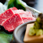 ごえ門 - 料理写真:肉の旨味とわさびの辛味・香りがよく合います