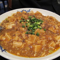 博多華都飯店 - 魔の麻婆豆腐。。。山椒多目と頼んだら　口が痺れて大変なことに