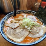 らーめん　萌 - 辛みそラーメン　チャーシュー追加