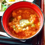 Cafe アパ・カバール - 豆と野菜のカレー