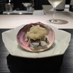 蓮心 - 4.舞鶴 鳥貝の湯引きとおくら 葱と生姜のソース
      葱と生姜のソースにはヤラレマシタ、、、