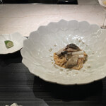 蓮心 - 8.鮑の和えそば 長芋の山葵漬け乗せ フィンガーライム添え