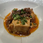 蓮心 - 12.麻婆豆腐
      締めはやっぱり麻婆で！シビレとツンの麻辣が口の中で弾けて最高！！