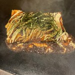 下町鉄板台所 蔵之蔵 - きゃべつ豚平焼き 630円