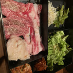 和牛炭火焼肉 よつば亭 - 