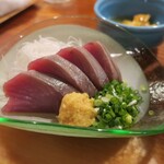 魚正 - カツオ刺し