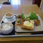 森のホール - ランチセット１０００円です。